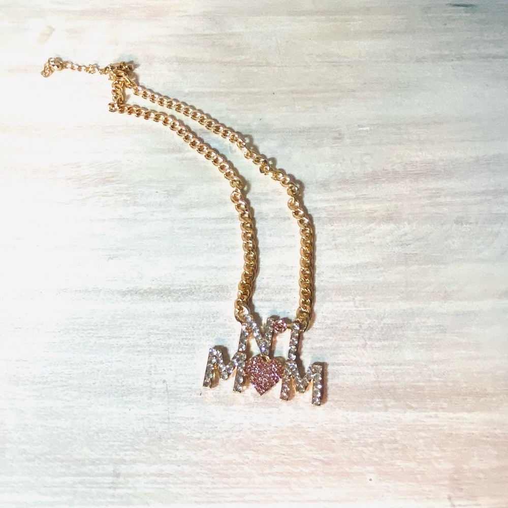 No1 Mom Goldtone necklace with pink stones - Picture 3 of 4